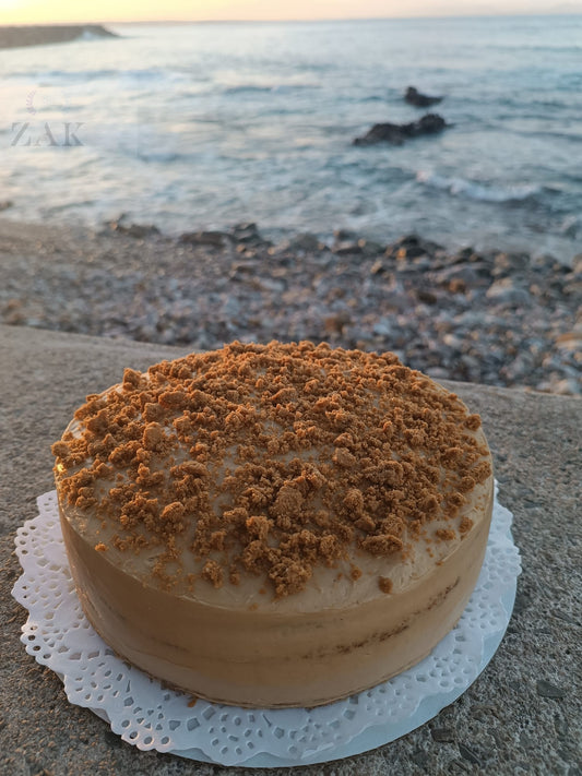 Tarta Biscoff/LotusDescubre la sublime Tarta Biscoff/Lotus de ZAK de Mallorca, una fusión divina de suavidad y especias irresistibles. 
Sumérgete en un deleite culinario con el inconfuTarta Biscoff/Lotus