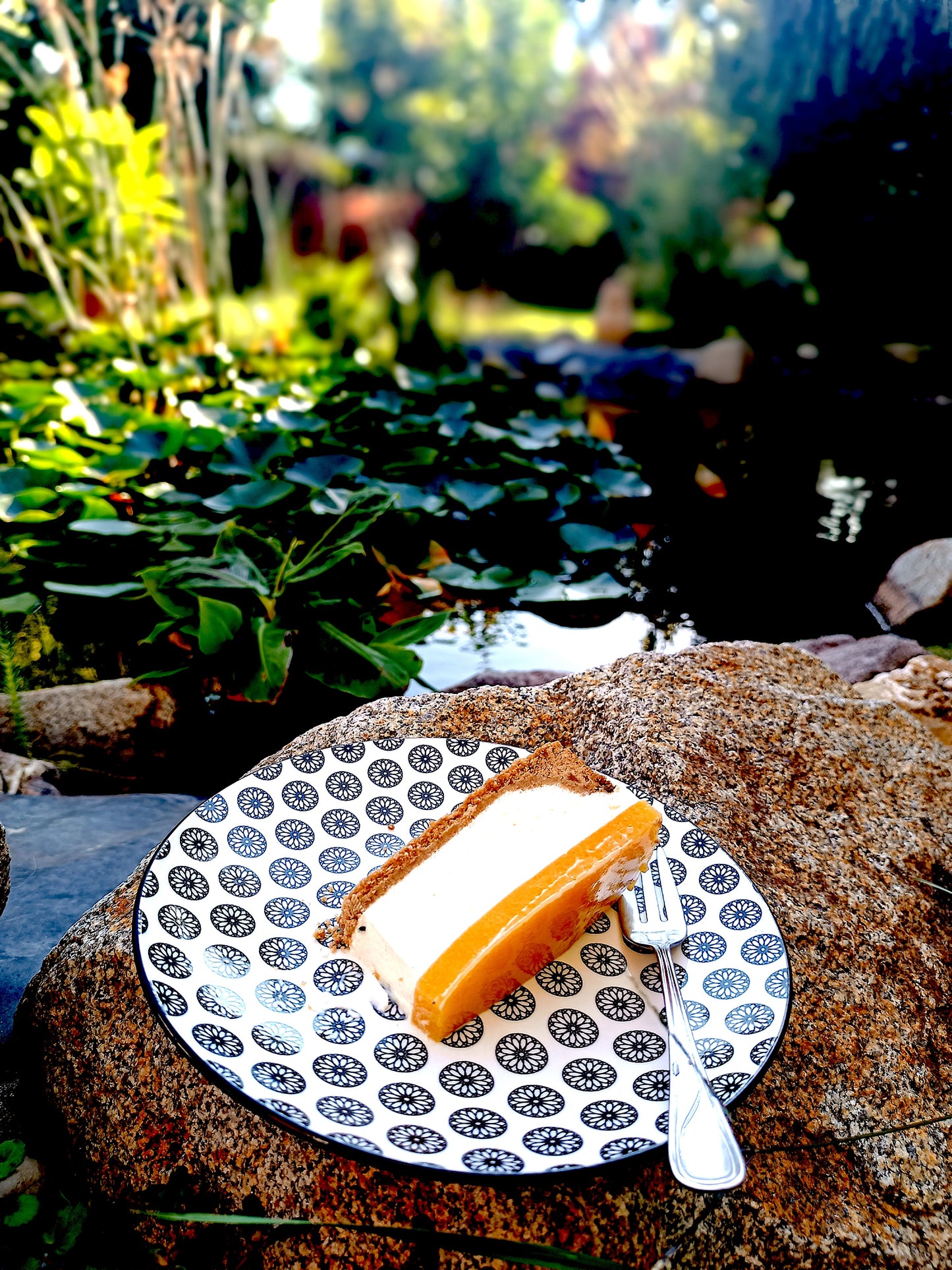 Glutenfreier veganer Mango-Käsekuchen