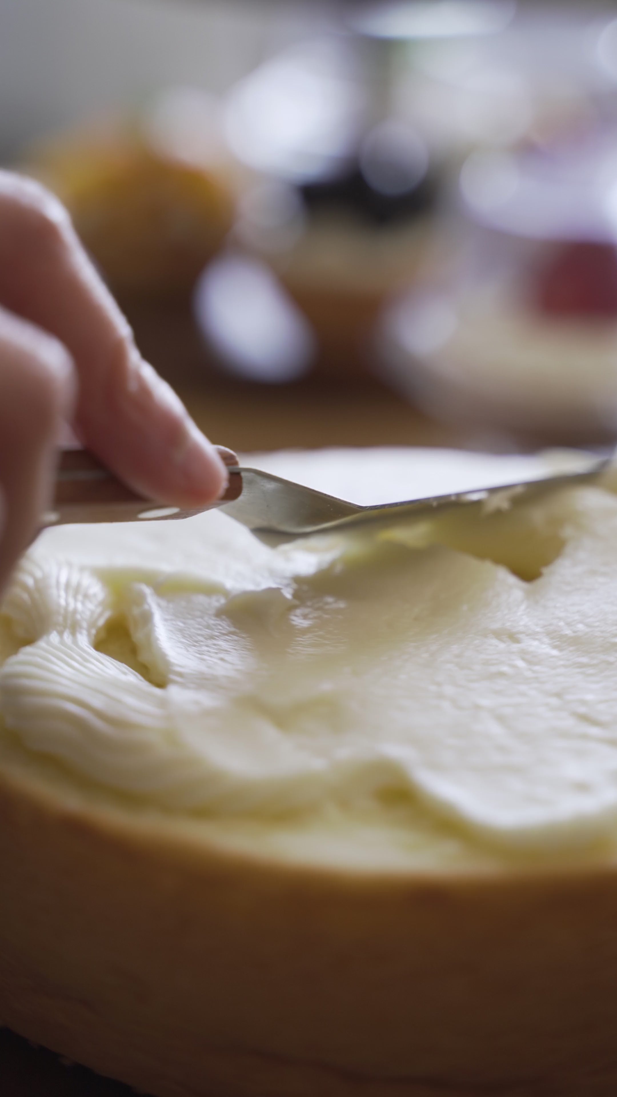 Load video: ZAK Crema cheescake